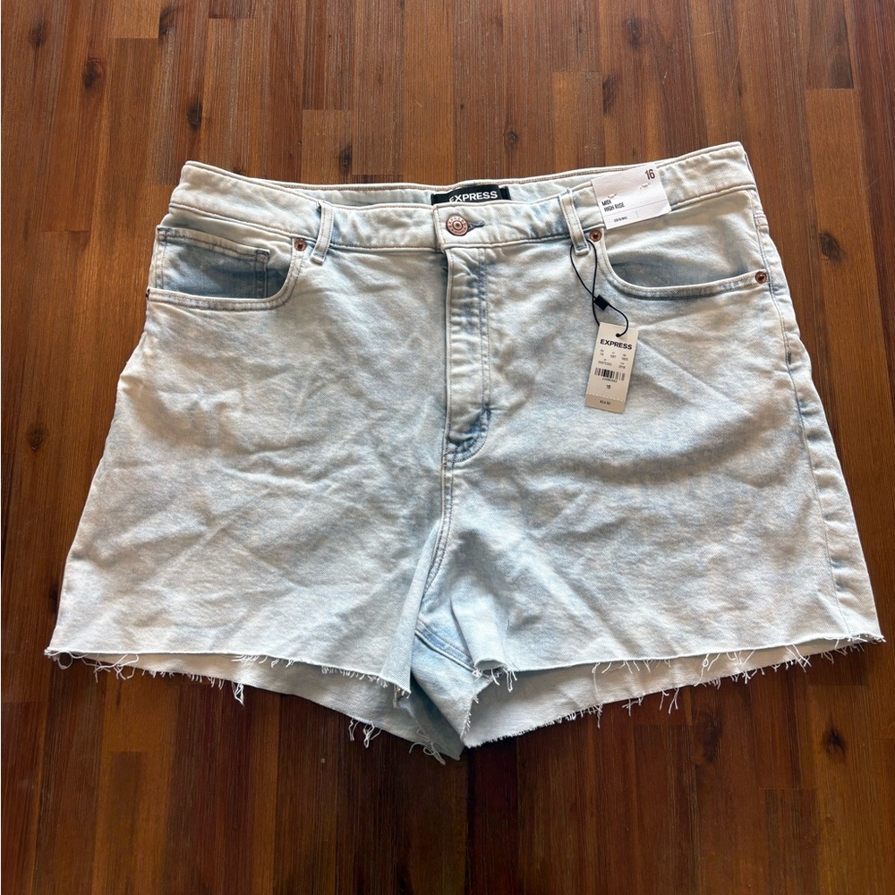 Express Light Wash Jean Shorts NWT!